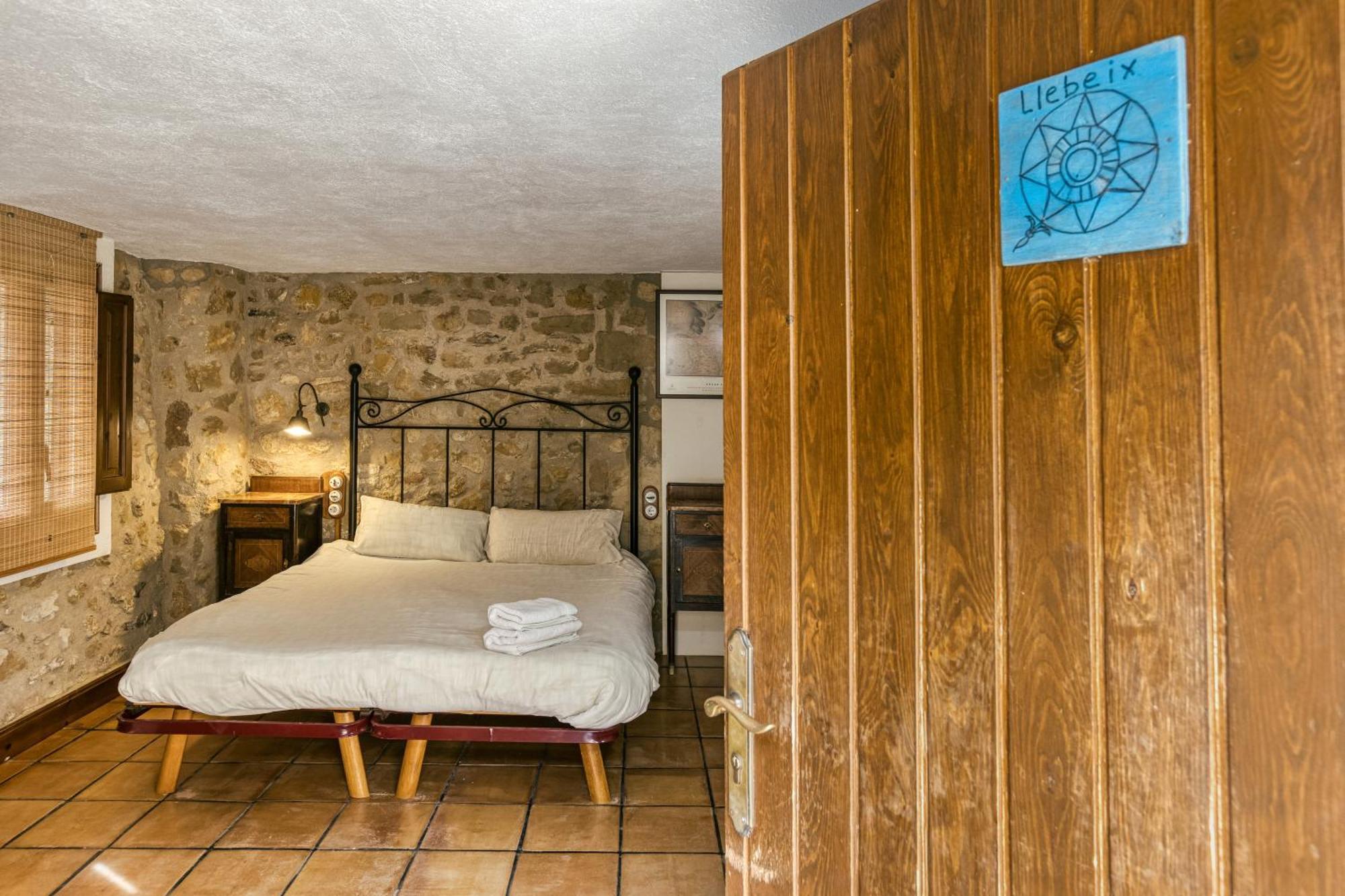 Casa Rural Mas Fuselles Жирона Экстерьер фото